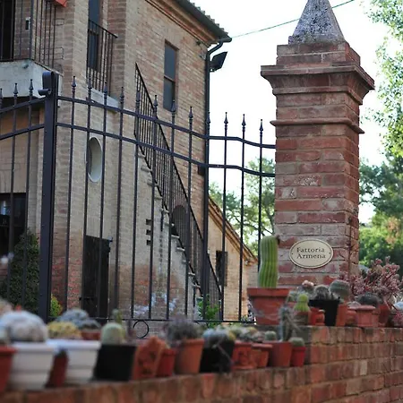 Agriturismo Fattoria Armena Farm stay Buonconvento